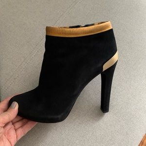 Fendi boots in suede and gold leather
